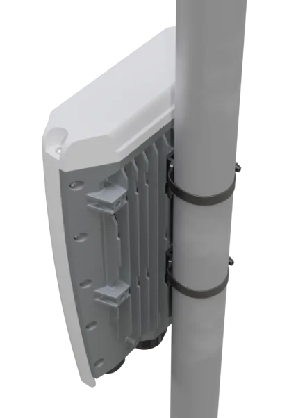 MikroTik CRS504-4XQ-OUT - Image 3