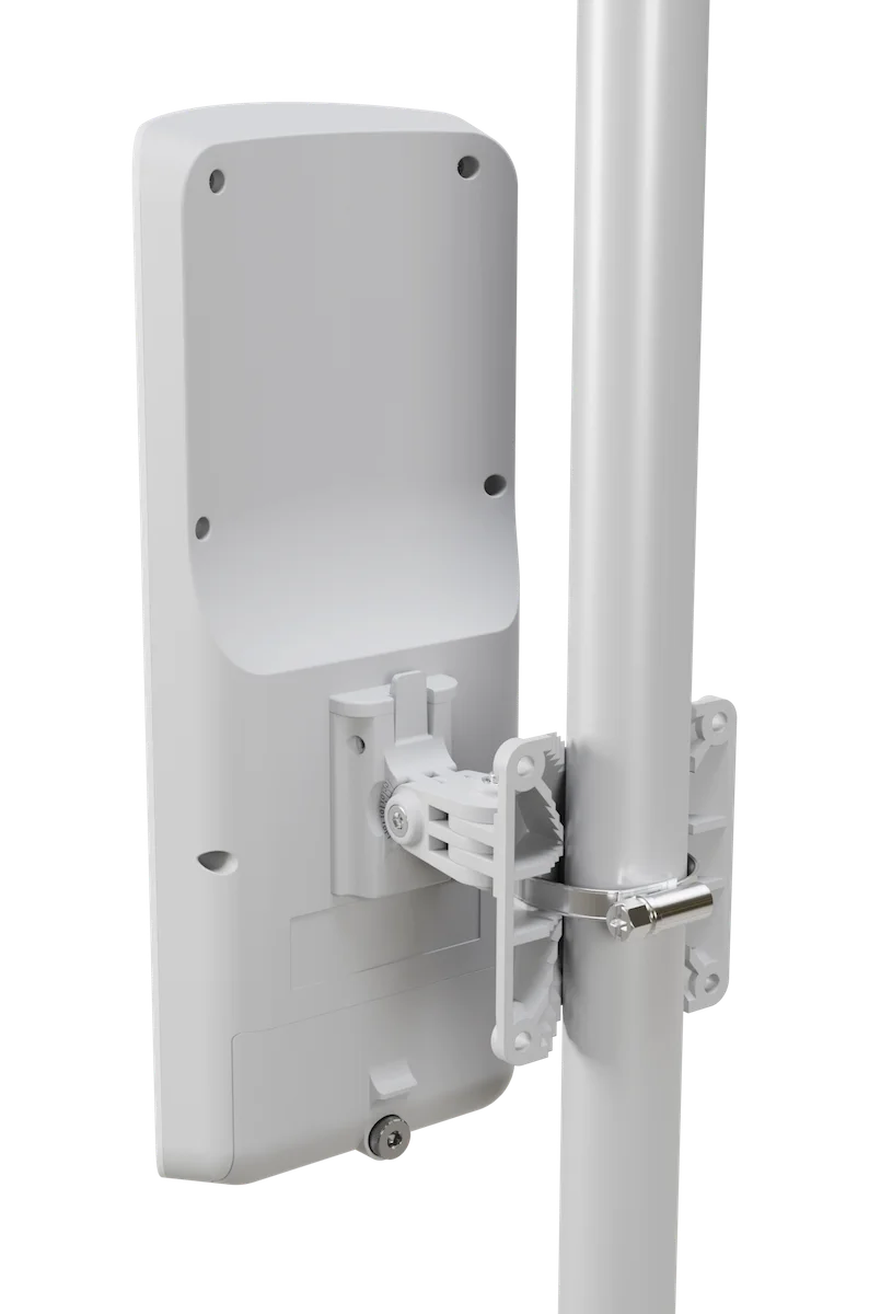 MikroTik mANTBox ax 15s - Image 2