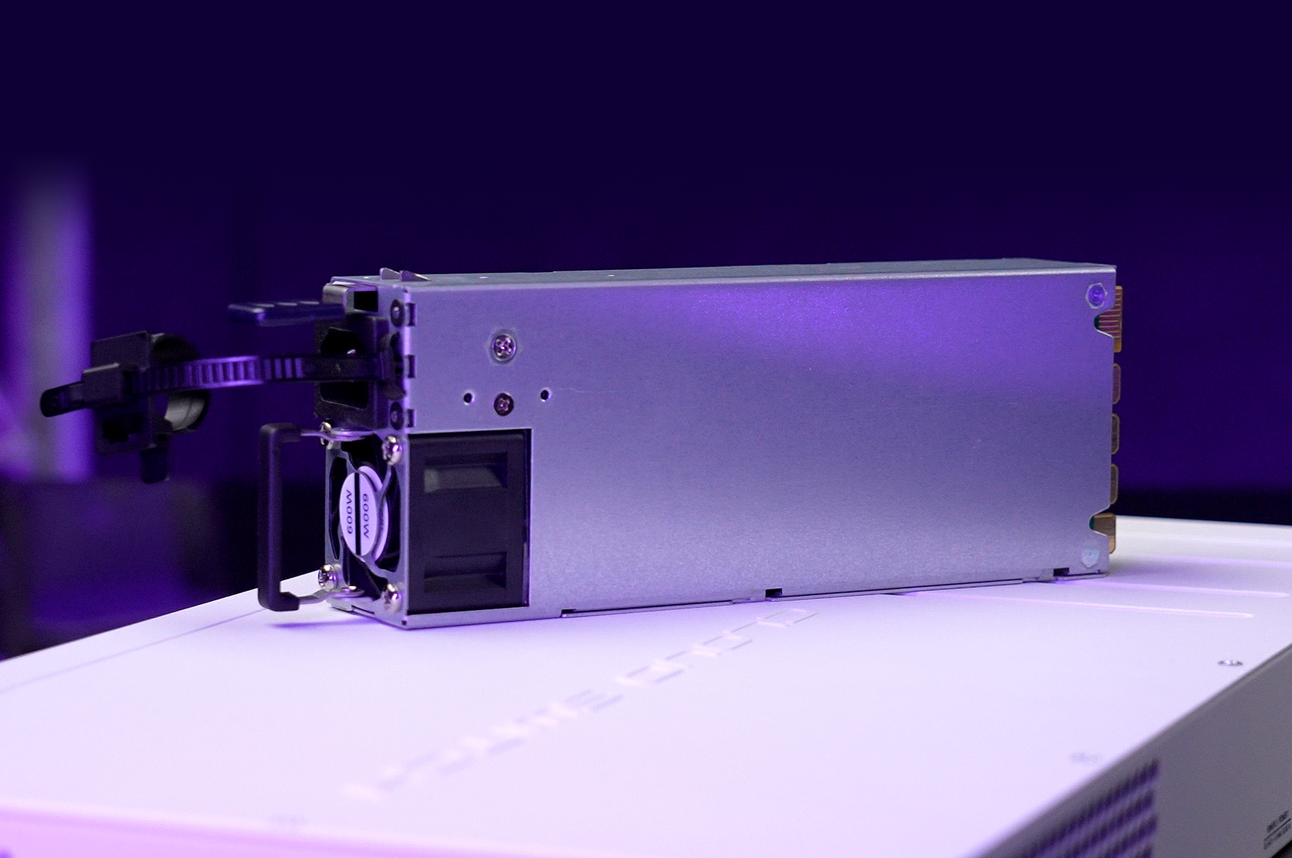 MikroTik power supply G1483-0600WNB - Image 2